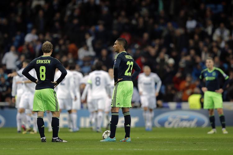 saltstøtter. Ajax-spillerne var i store dele af kampen mod Real Madrid de rene statister. 