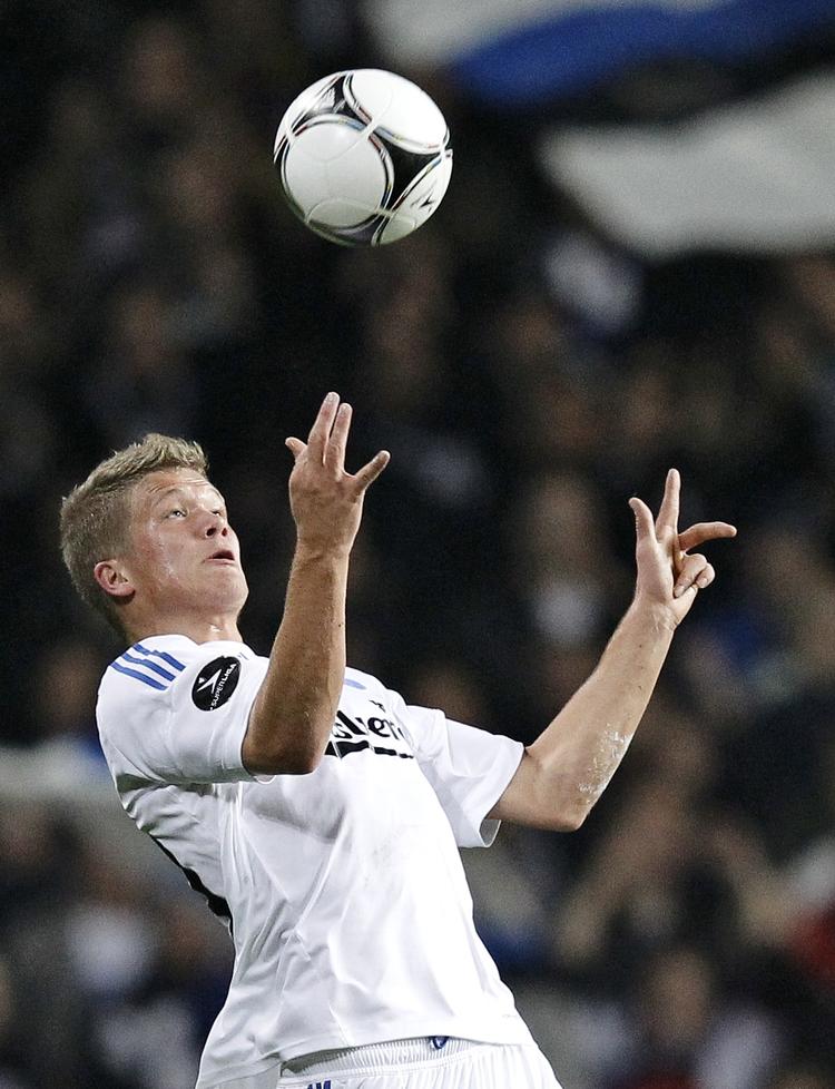 Komet. Andreas Cornelius er topscorer i Superligaen. 