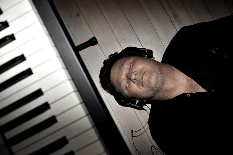 Lyttelysten. Musiknørderne er der nok at give. 