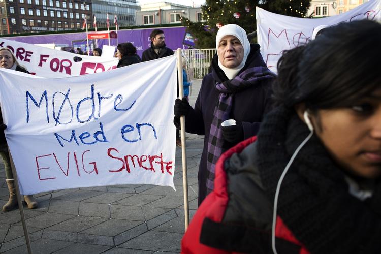Frygt. Mange mødre er bekymrede for deres børn på grund af de voldsepisoder, der har været i København. Senest var det mordet på den 21-årige Jonas Thomsen Sekyere. 