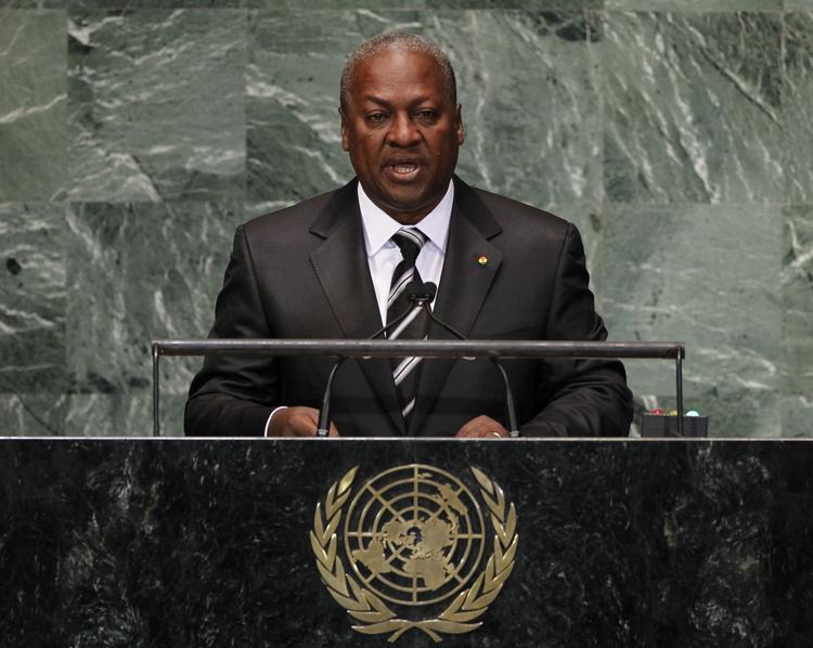 Vinder. Ghanas præsident, John Dramani Mahama, ser ud til at kunne blive siddende. 