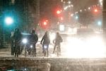 vejrbøvl. Morgentrafikken i København er, som i store dele af det øvrige land, mærket af snevejret. 