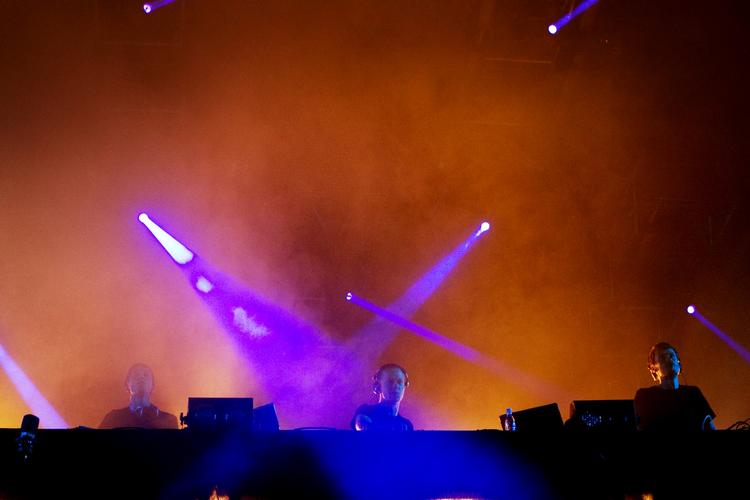 ROSKILDE. Den Sorte Skole var i 2010 med til at fejre Roskilde Festivals 40 års jubilæum med en koncert på arena-scenen. 