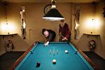 Samvær. Billardklubben er en af de mange goder, man kan samles om i Egedalsvænge. 
