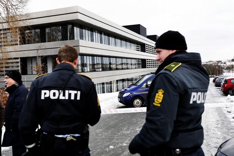 Bombetrussel. Cirka 300 personer er evakueret fra Aarhus Kommunes børne- og ungeafdeling. 