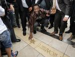 Superstjerne. Pele - her under en hyldest for nylig i Monaco - fik fornemt besøg i går. 