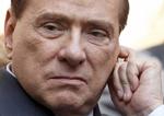 comeback. Silvio Berlusconis beslutning om at igen at gå efter magten i italiensk politik har medført kritik. Aktiemarkederne har også reageret negativt, og det er blevet dyrere at finansiere landets gæld med statsobligationer. 