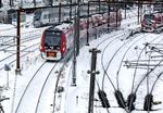 LEDNINGSFEJL. Banedanmark har ledt med lys og lygte efter den fejl, der ødelagde Stogennes strømaftagere på stribe. 