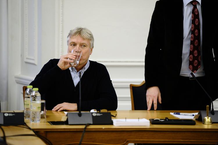 Utæmmet. Uffe Elbæk er danset ud af sit ministerium på en måde, så han godt kan danse ind igen senere. 