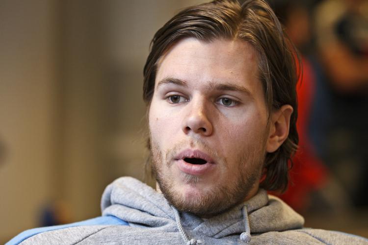 Skadet. I sidste uge var landsholdsspilleren på et lynvisit i Danmark for at blive tilset af landsholdets læge. 