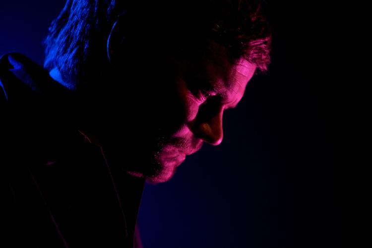 Nybrud. Singer-songwriteren Peter Sommers nye album bliver elektronisk og danceagtigt. 