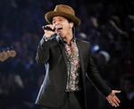 Sangskrivertalent. 27-årige Bruno Mars slipper rigtig godt fra sit andet album. 