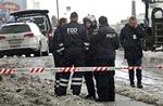 Bombealarm. Politiet spærrede Hovedbanegården af, da der blev fundet en mystisk pakke på et tog til Sverige. 