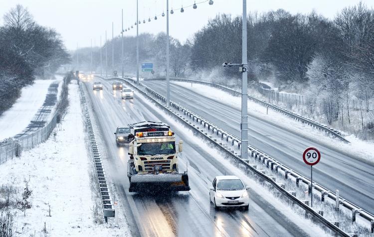 afsked. Tredje weekend med sne, så er det slut for nu. Om der er nyt hvidt dække på vej, forlyder der ikke noget om. 