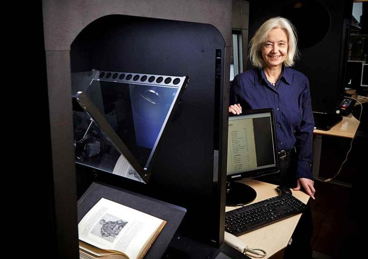 Fødselar. Birte Christensen-Dalsgaard arbejder blandt andet med at digitalisere den danske kulturarv. 