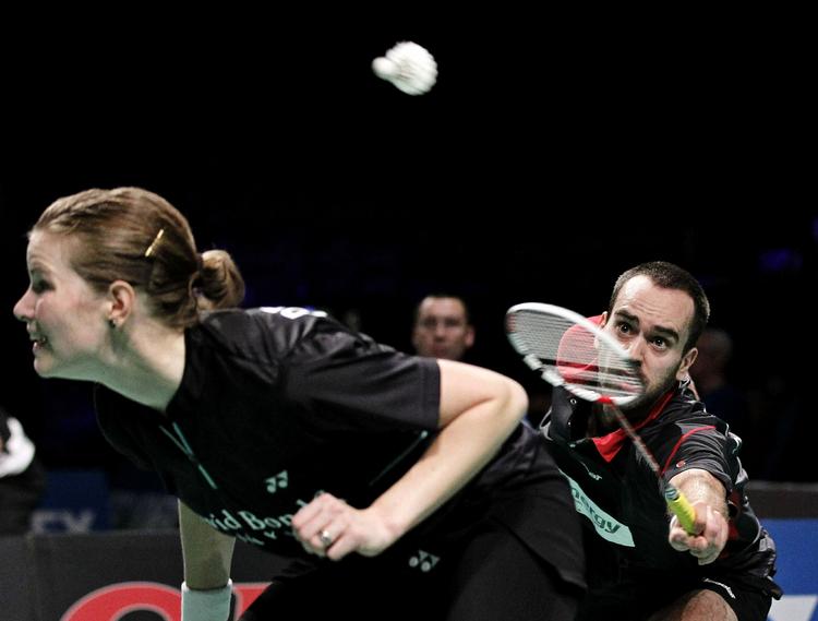 Arbejdspres. Christinna Pedersen skal måske spille to finaler søndag. En med Joachim Fischer Nielsen og en i damedouble. 