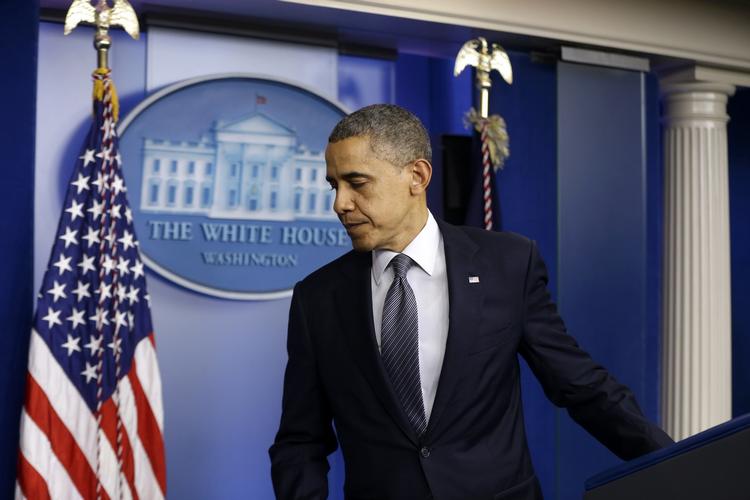 Følsomt. Præsident Barack Obama nævnte ikke direkte debatten om en ny våbenlov. Den strategi er der mange politikere, der efterlever. 