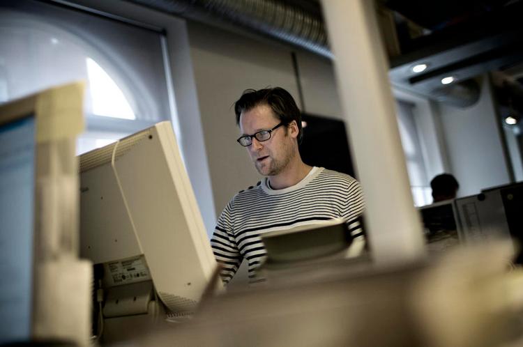 40idag. Kasper Steenbach - et menneske med sans for, hvordan man håndterer en kulturredaktions krukker. 