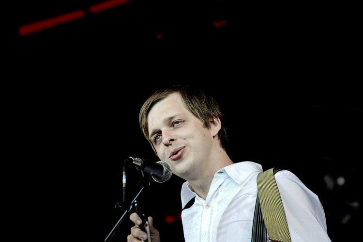 festival. Færøske Teitur, som her ses på Roskilde Festival i 2008, er at af navnene på Northern Winter Beat i januar. 