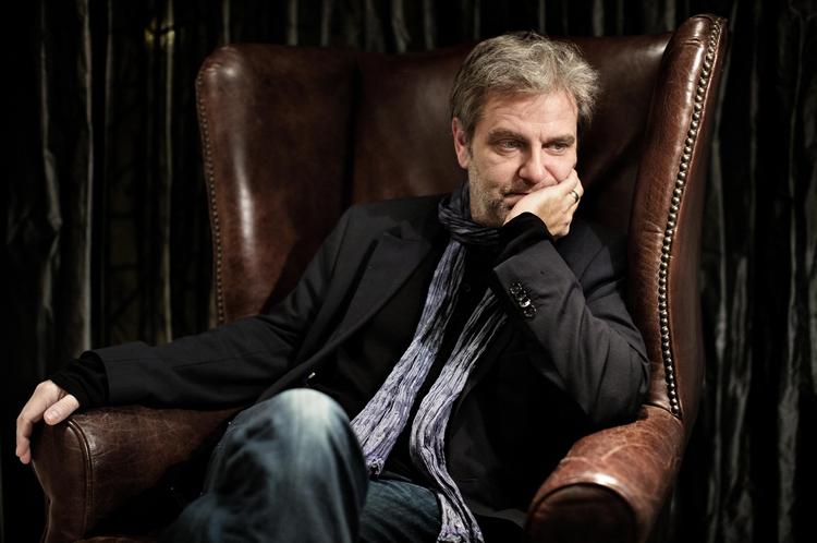 Danmarkshistorie. Manuskriptet til '1864' fylder ifølge Ole Bornedal 400  sider. 