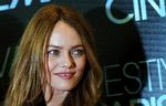 Alsidig. På trods af hendes unge alder, har Vanessa Paradis opnået en verdensomspændende karriere inden for både mode, musik og film. 