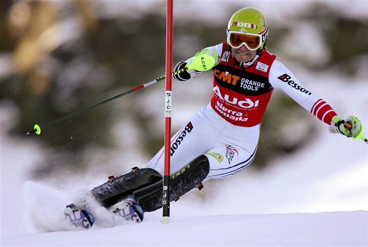 ude. Marlies Schild løb med det hele i slalom sidste år, men østrigeren er færdig for i år med en overrevet sene. 