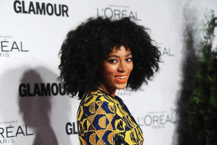 familiesucces. Beyonce Knowles' lillesøster Solange har indsunget årets fjerdebedste nummer, mener Politikens anmeldere. 
