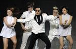 SUPERHIT. Psy og hans danseglade 'Gangnam Style' har ramt plet: Videoen er nu set over en milliard gange på Youtube. 
