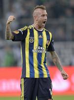 Anklaget. Raul Meireles skiftede i september fra Chelsea til den store klub i Istanbul. 