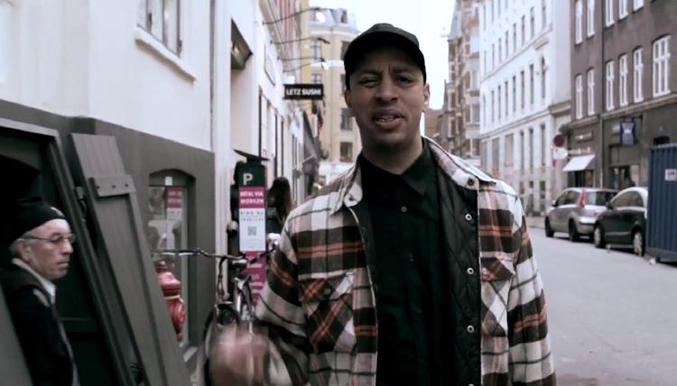 REGGAE. EaggerStunn med 'Kugleregn'. 