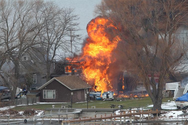 Tragedie. Brandfolk blev lokket i bagholdsangreb af 62-årig amerikaner. 