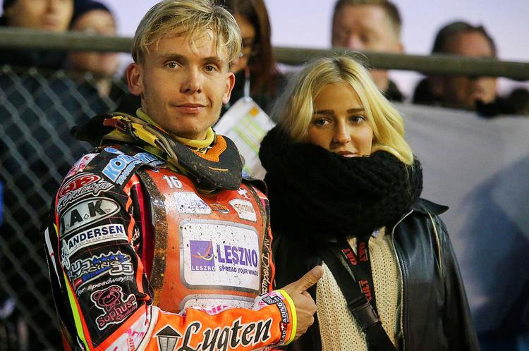 Speed. Michael Jepsen Jensen kørte fra etablerede navne som polske Tomasz Gollob og australske Jason Crump ved hold-VM, hvor Danmark vandt guld. 