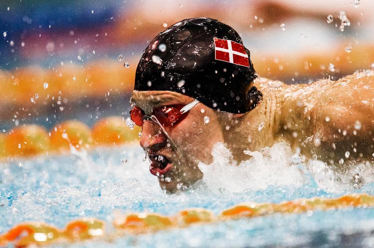 BUTTERFLY. 200 meter butterfly og medle disciplinerne er Viktor Bromers foretrukne. 