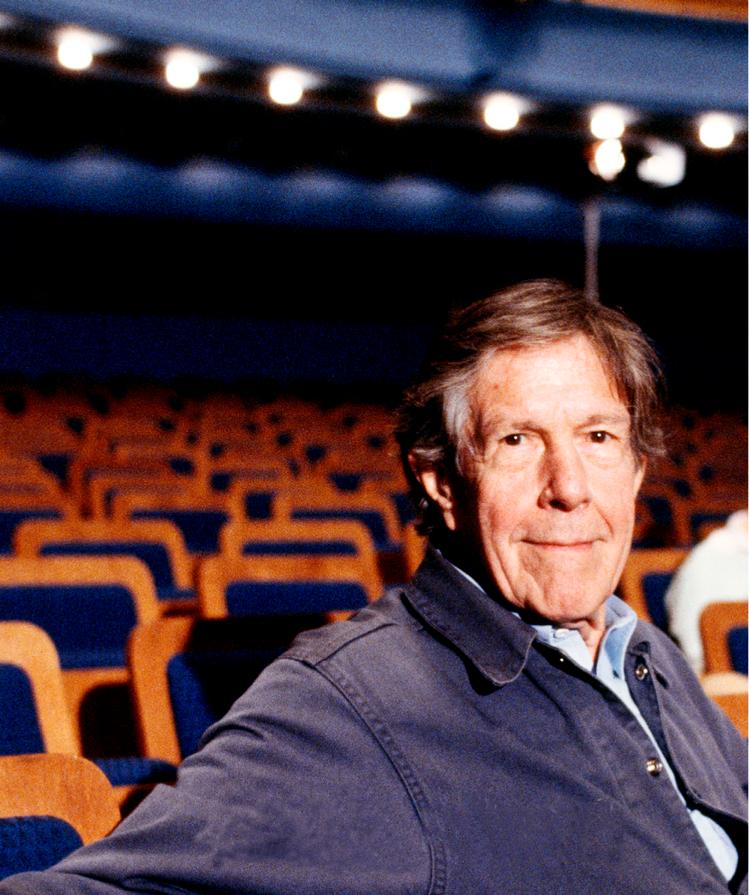 Nytår. I 100-året for John Cages fødsel leverer komponisten og musikformidleren Karl Aage Rasmussen en fornem introduktion til den amerikanske avantgardekunstner. 