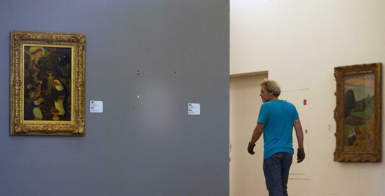 Matisse. Værket ’La Liseuse en Blanc et Jaune’ hænger ikke længere på sin vante plads på Kunsthal-museet i Rotterdam. 