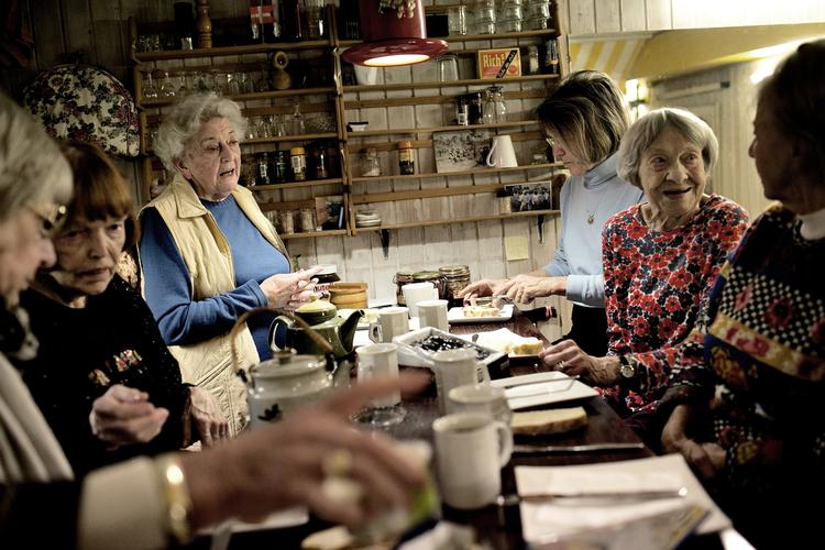 Ulighed. En femtedel af danskerne har brugt deres pension efter kun 10 år. Det vil skabe større ulighed mellem ældre, mener ekspert. 