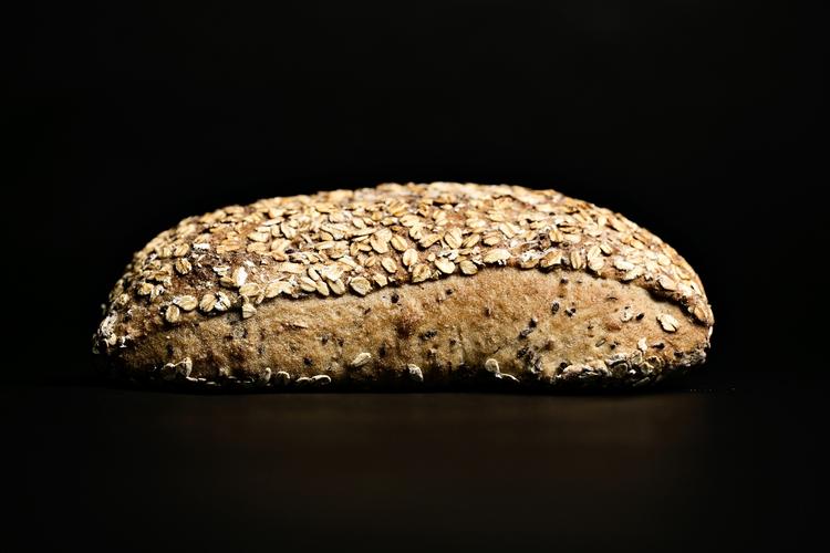 prisstigninger. I både 2007 og 2011 steg kornpriserne voldsomt, og i begge tilfælde fulgte forbrugerpriserne på brød med op efter en til tre måneder. 