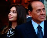 skilt. Veronica Lario og Silvio Berlusconi brød officielt med hinanden i 2009. Nu er de blevet formelt skilt. 
