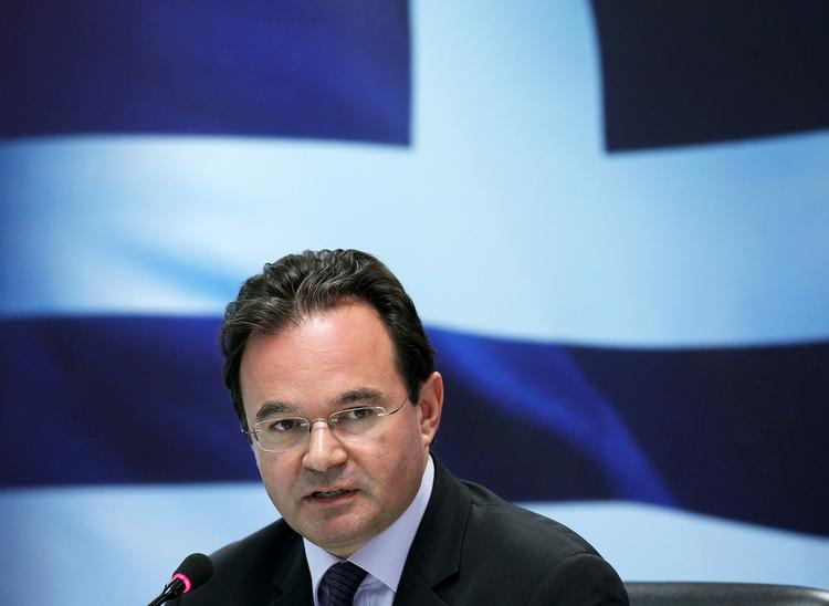 Anklager. George Papaconstantinou blev fyret som finansminister i sommeren 2011. Han menes nu at have forsøgt at dække over familiemedlemmer, der skulte formuer i skattely. 