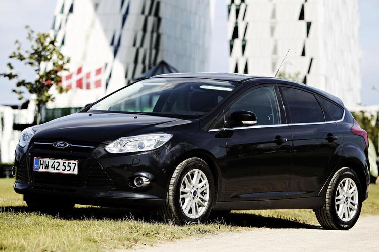 Kraftig. Selv en halvstor bil som Ford Focus kører fortrinligt med den lille 1,0-liters Ecoboost-motor. Derfor er bilen blandt testkørernes favoritter fra året der gik.  Foto: Martin Lehmann 