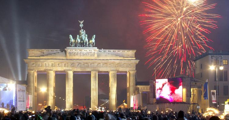 KNALD. Berlin forventer 2 millioner tilrejsende, der vil fejre nytårsaften i den tyske hovedstad. 