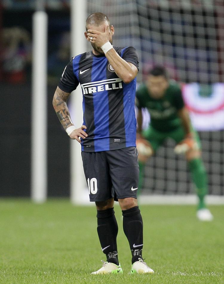 problematisk. Wesley Sneijder har været rygtet til flere storklubber, men spillerens selvopfattelse og høje lønkrav har hidtil blokeret for et skifte. 