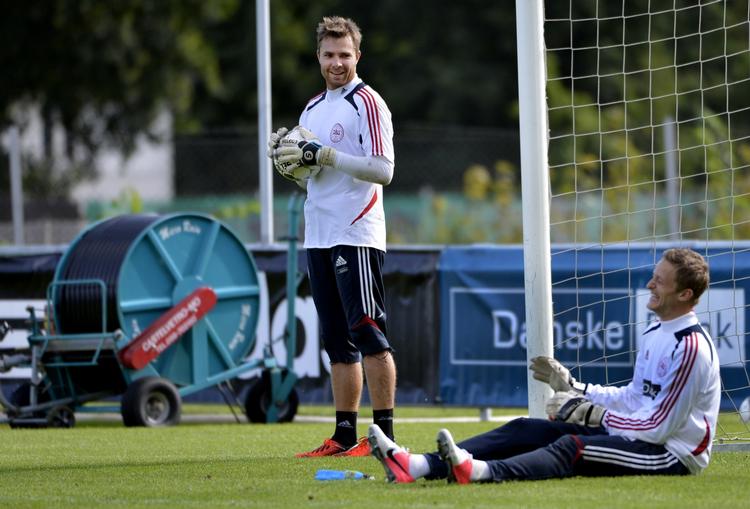 RESERVER. På landsholdet kæmper Stephan Andersen og Anders Lindegaard om at være førstemålmand, men ingen af dem spiller fast i deres klubber. 