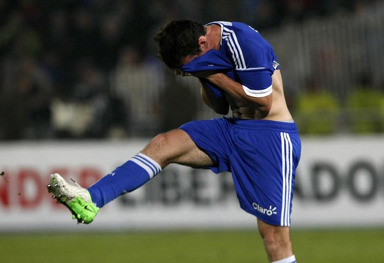 UDLEJET. Hjemme i Chile spillede Angelo Henriquez for Universidad de Chile. 