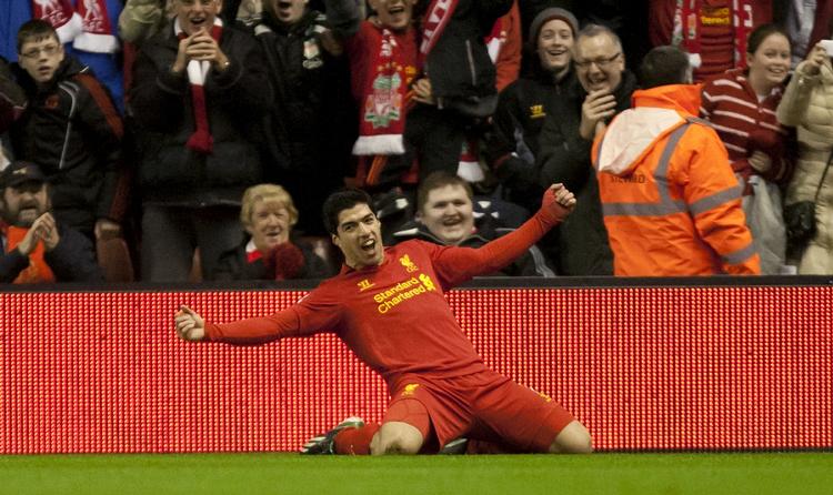 Succes. Luis Suarez har for alvor fundet formen. I aften kunne han hjælpe igen. 