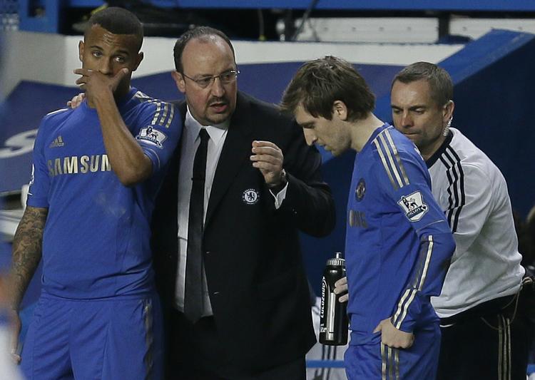 Forfejlet. Rafael Benitez måtte sande, at Ryan Bertrand (til venstre), Marko Marin eller nogen af de andre Chelsea-spillerede formåede at få bolden i nettet mod Queens Park Rangers. 