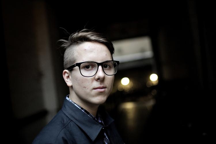 Discount. Ved uddannelsesmininsteren egentlig, hvad det koster at leve som studerende, spørger 17-årige Thomas Korsgaard. 