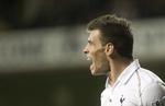 uenigheder. Tottenham Hotspurs Gareth Bale er utilfreds med, at klubben har afvist et rekordbud på spilleren fra Real Madrid. 