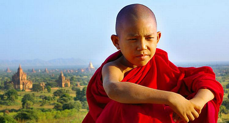 BHUTAN. Her er fem rejsemål, hvor du kan undgå naboen i 2013. 