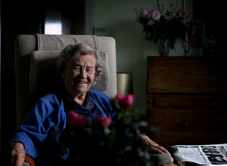 Leveår. Lilly er fyldt 100. Det bliver virkelighed for flere og flere i fremtiden. 